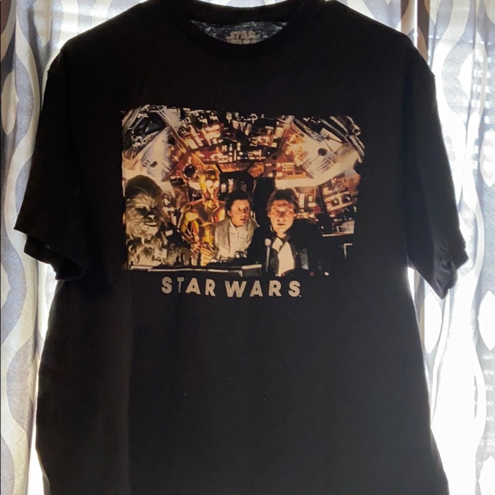 Graphic tee